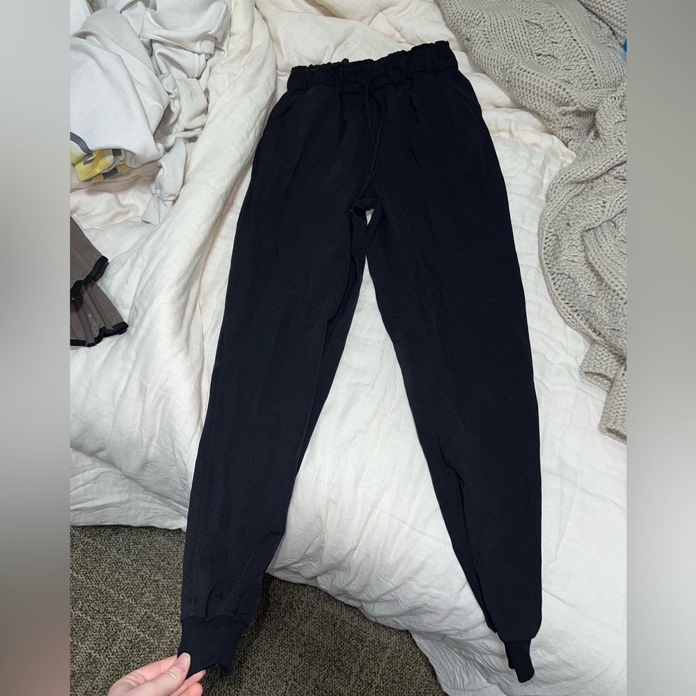 lululemon joggers brand new